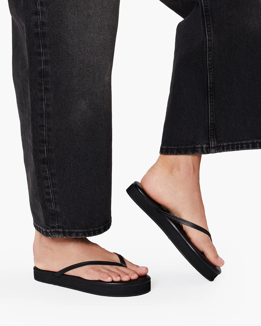 LSPACE So Fine Mini - Soft Focus Floral | LSPACE Online