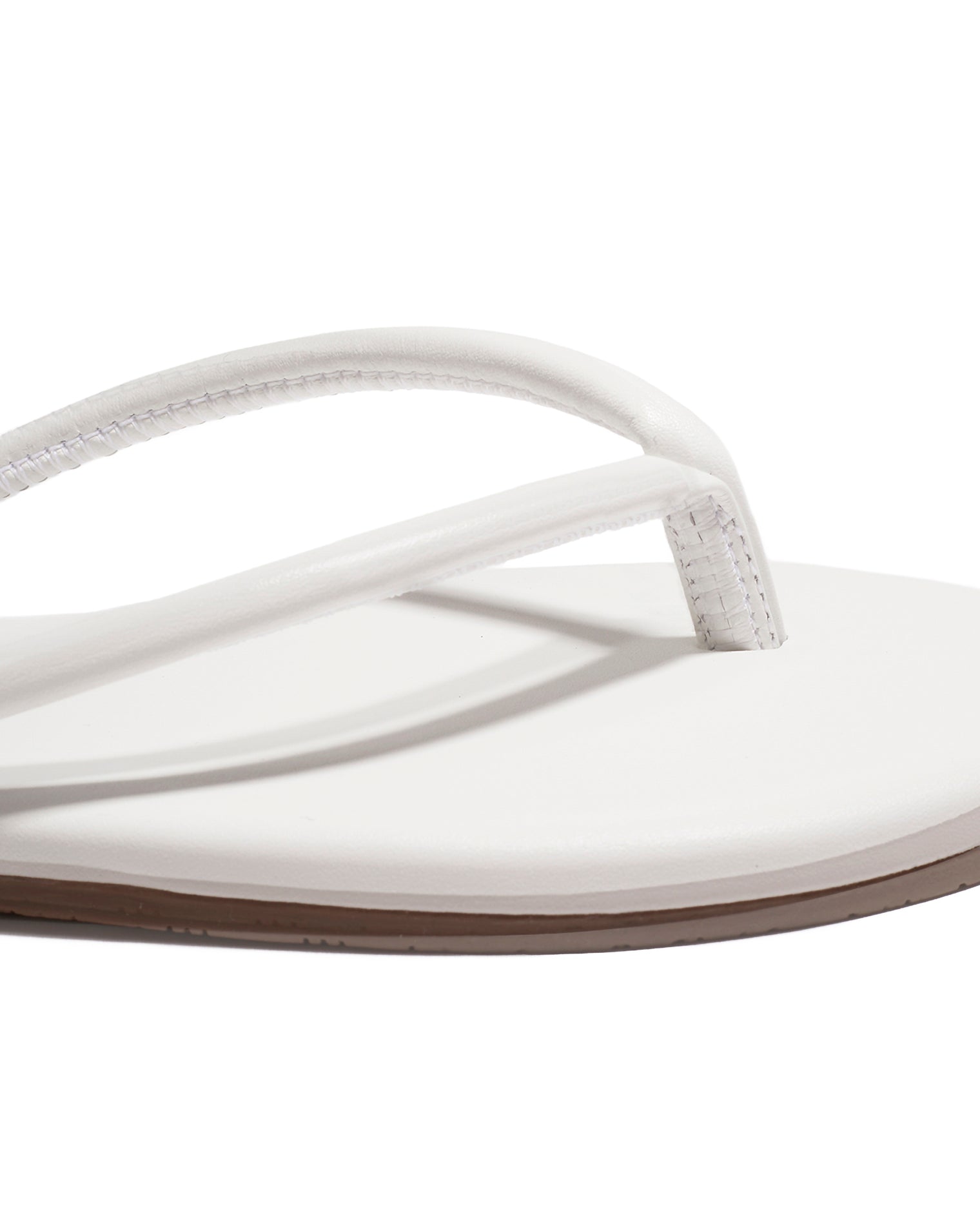 TKEES Tubular Lily - White | LSPACE US