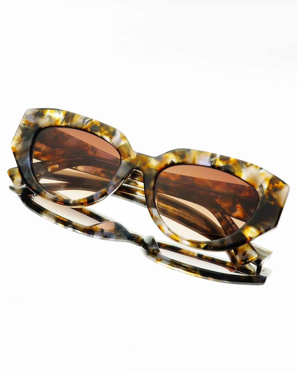 LSPACE Freyrs Frankie Sunglasses | LSPACE Outlets