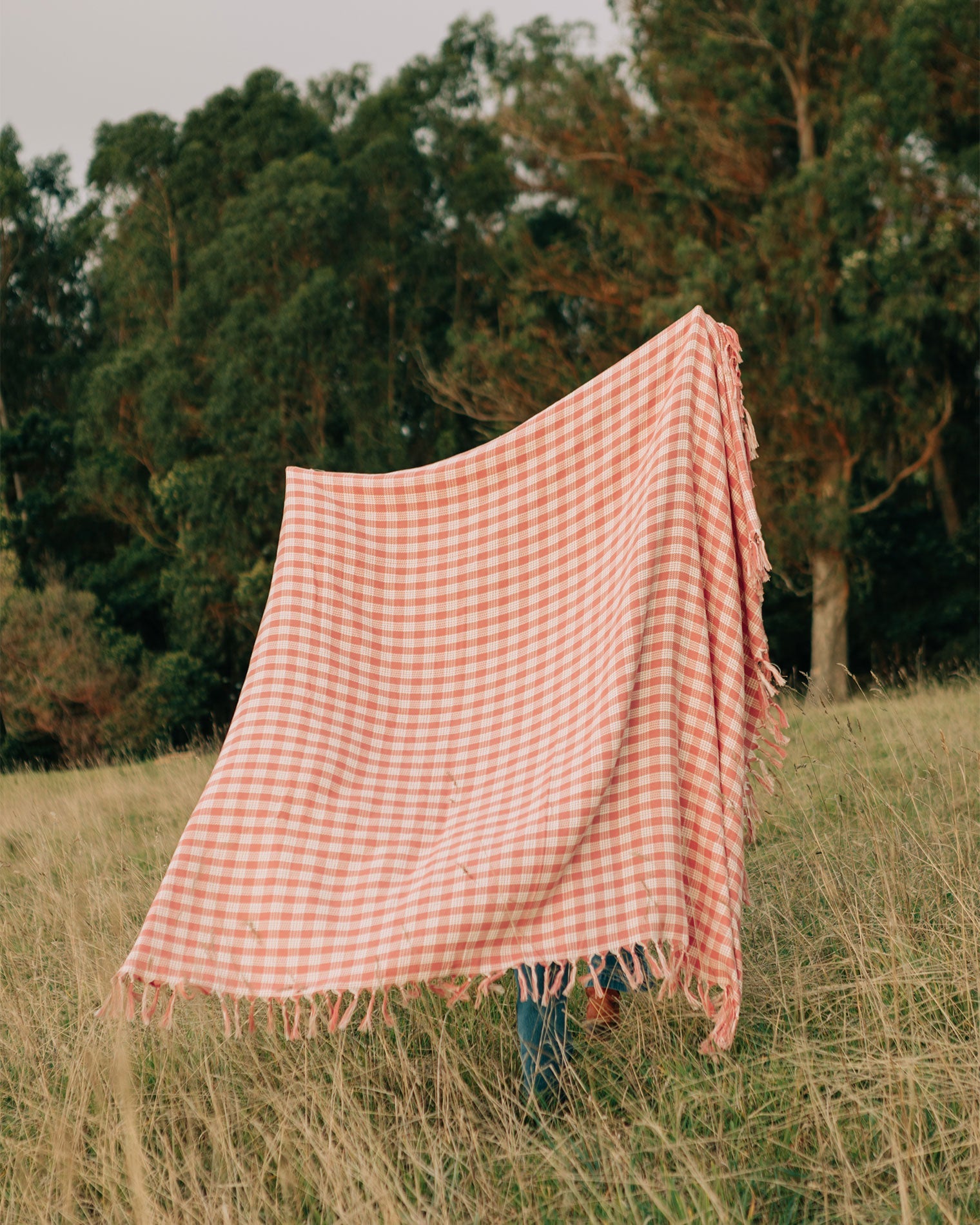 Slowtide Palaka Lightweight Beach Blanket - Guava | LSPACE Outlets