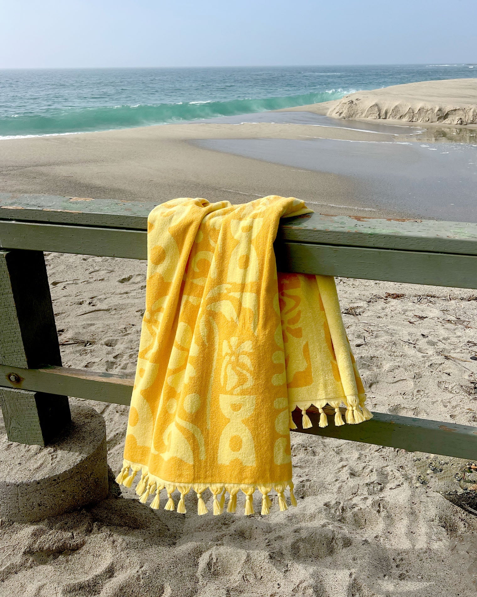LSPACE Holiday In The Sun Towel - Golden Hour | LSPACE Near Me